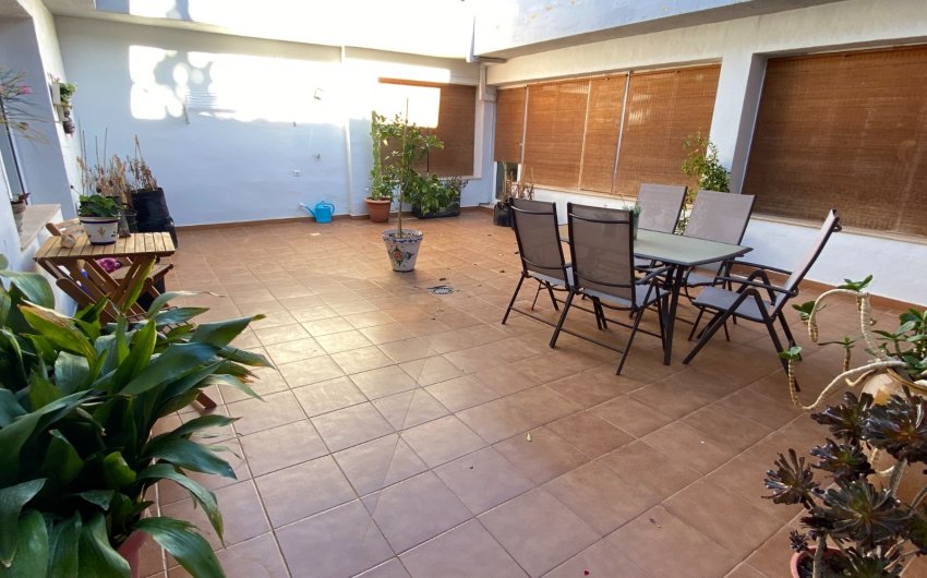 Resale - Townhouse -
Sax