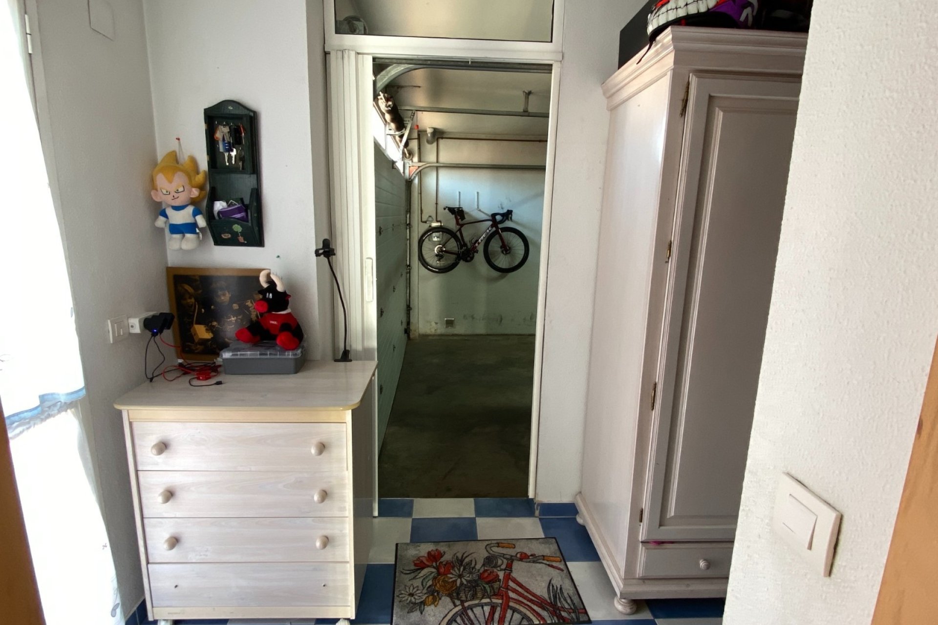 Resale - Townhouse -
Sax