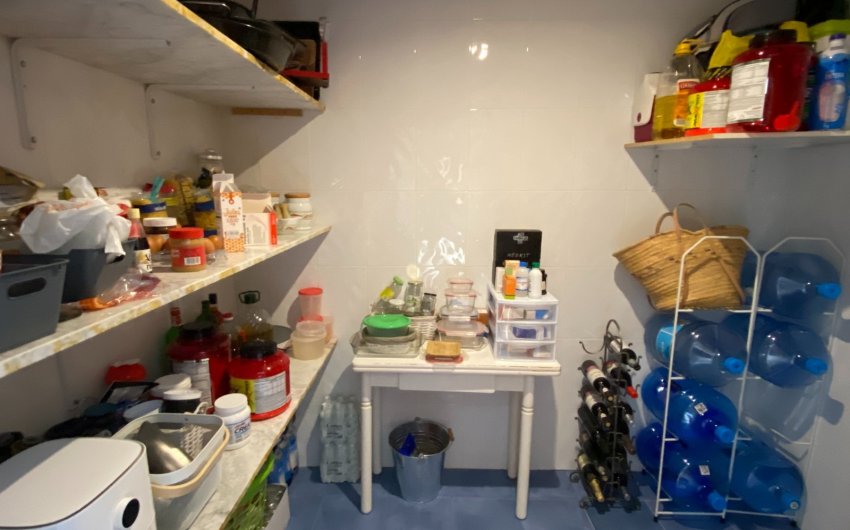 Resale - Townhouse -
Sax