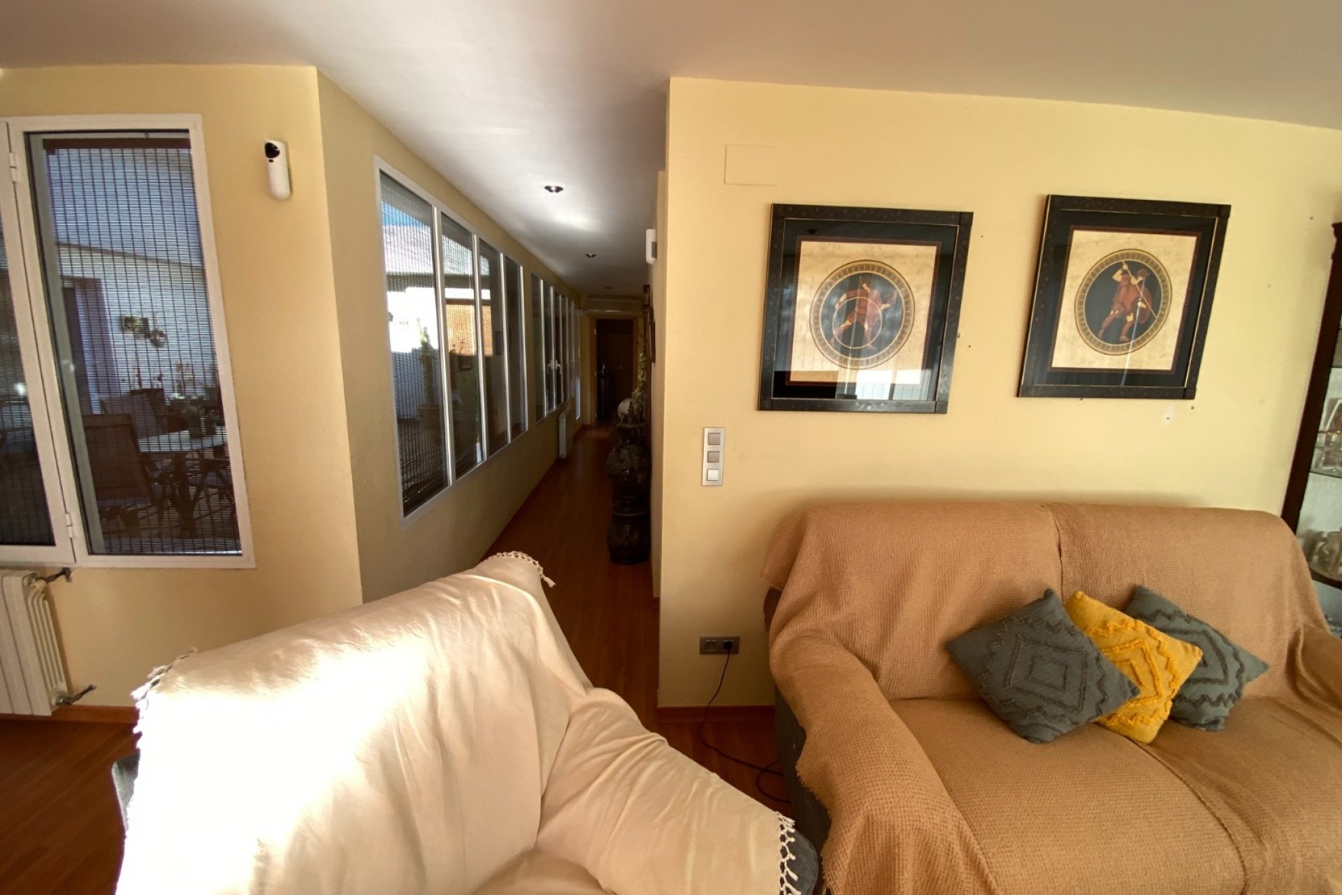 Resale - Townhouse -
Sax