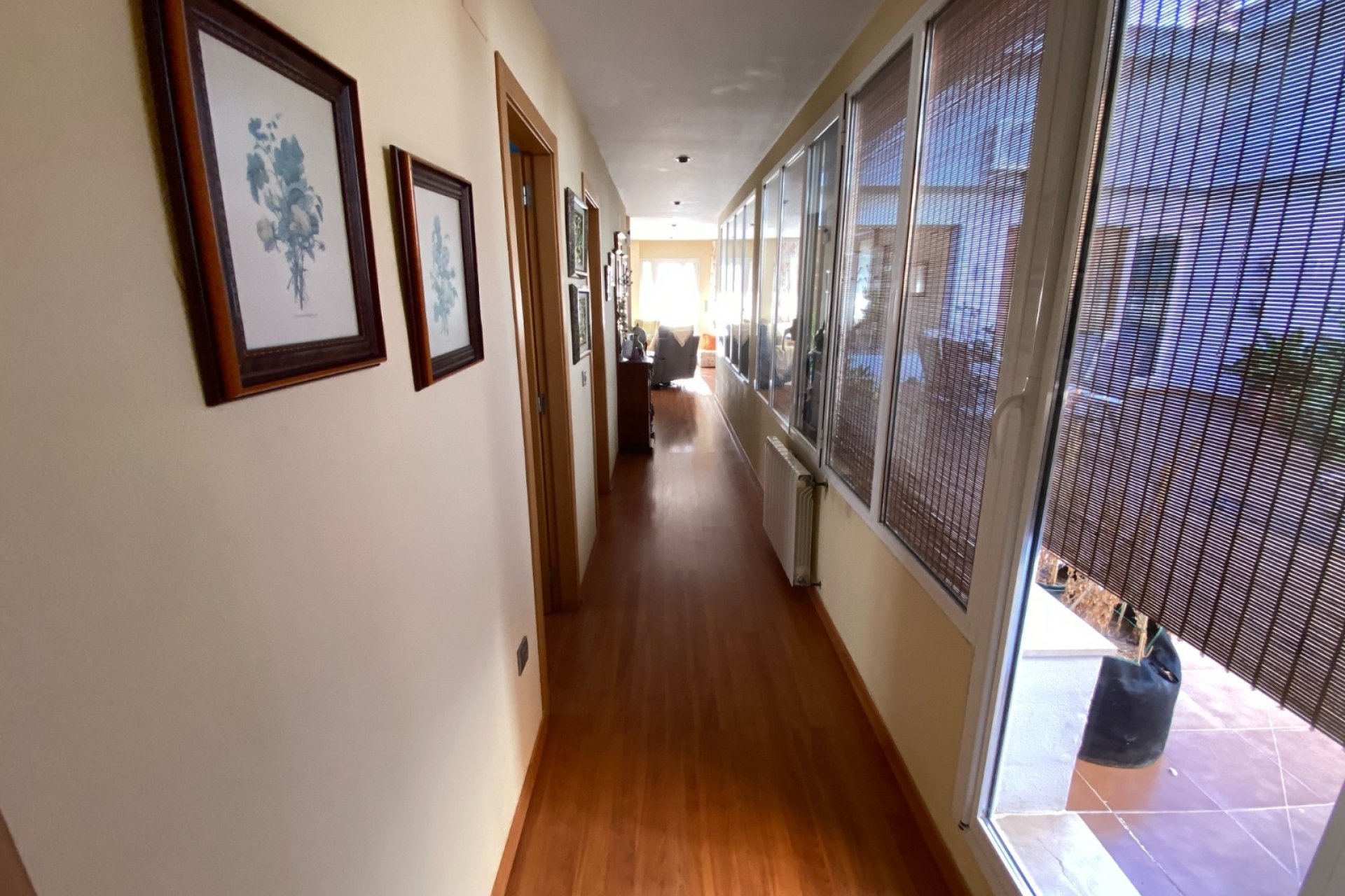 Resale - Townhouse -
Sax