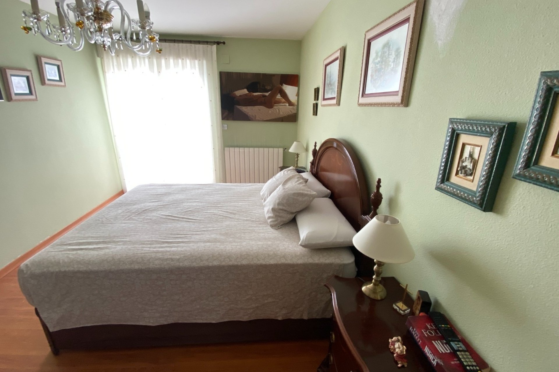 Resale - Townhouse -
Sax