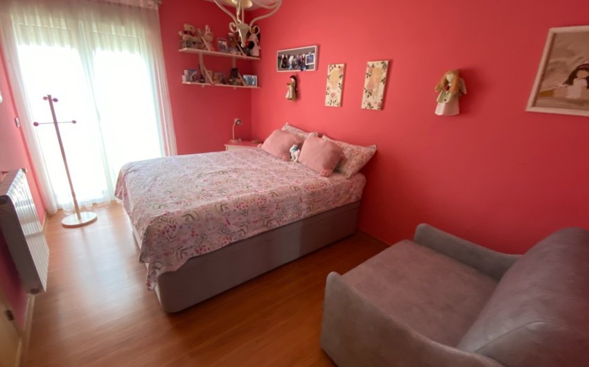 Resale - Townhouse -
Sax