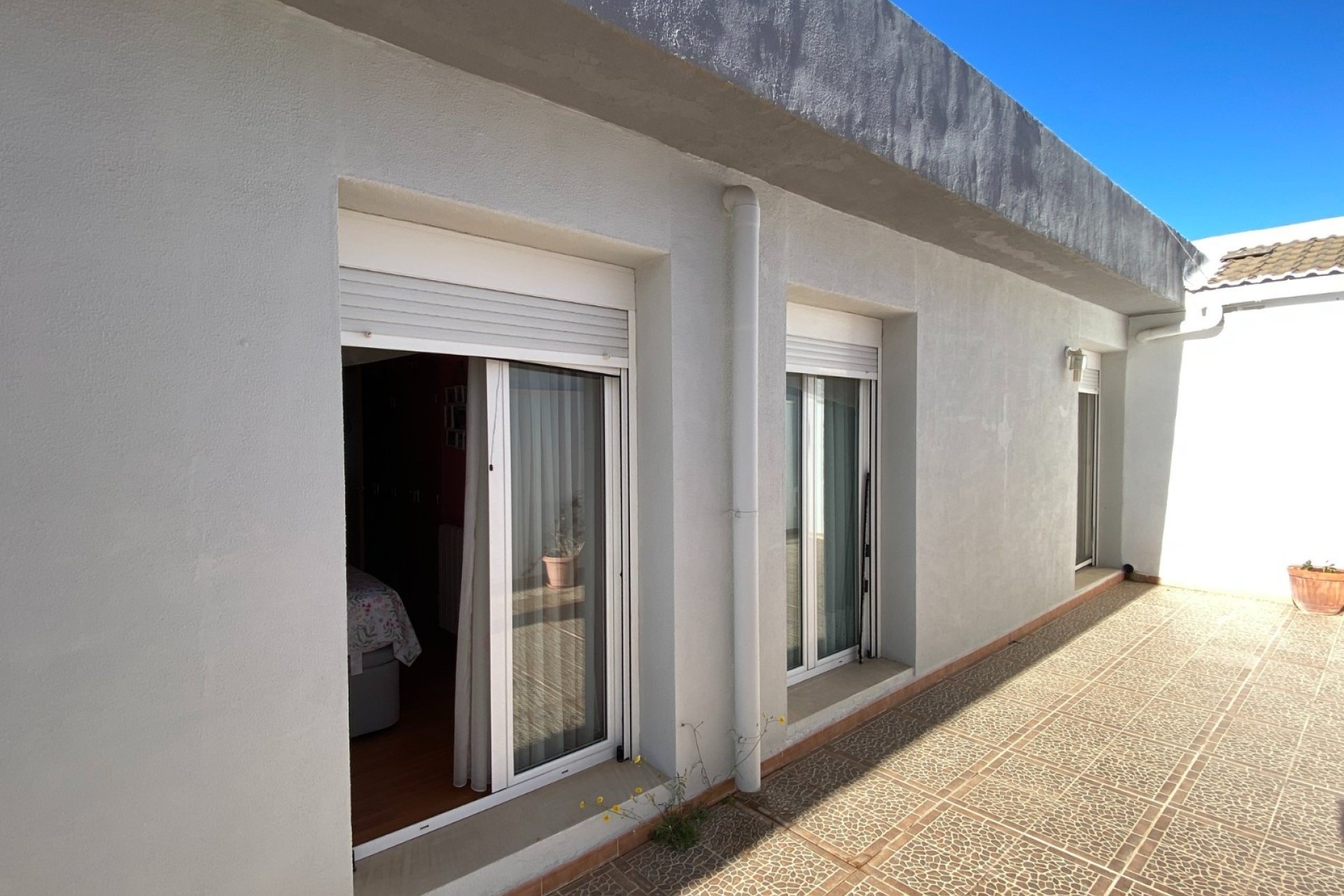 Resale - Townhouse -
Sax