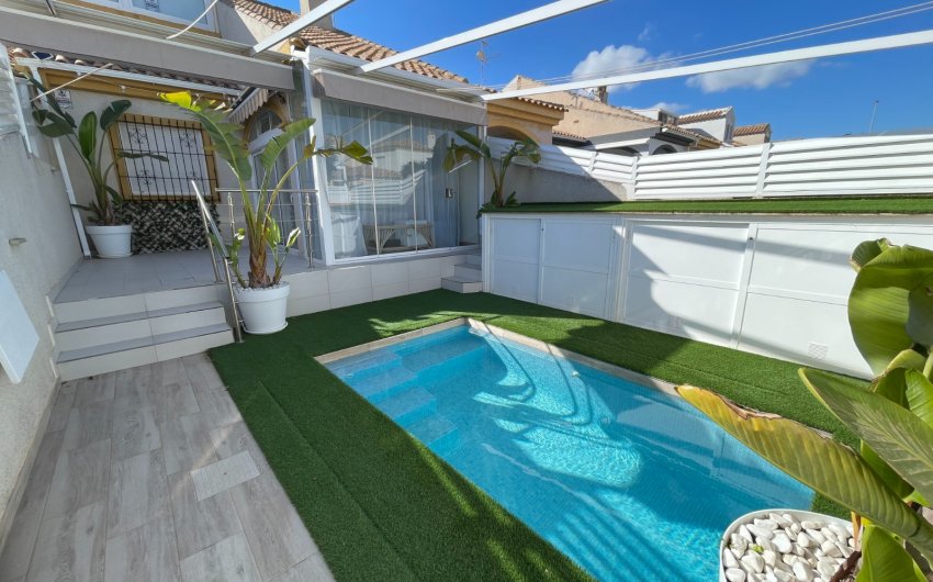 Resale - Townhouse -
Torre de La Horadada - Torre de La Horadada - Town