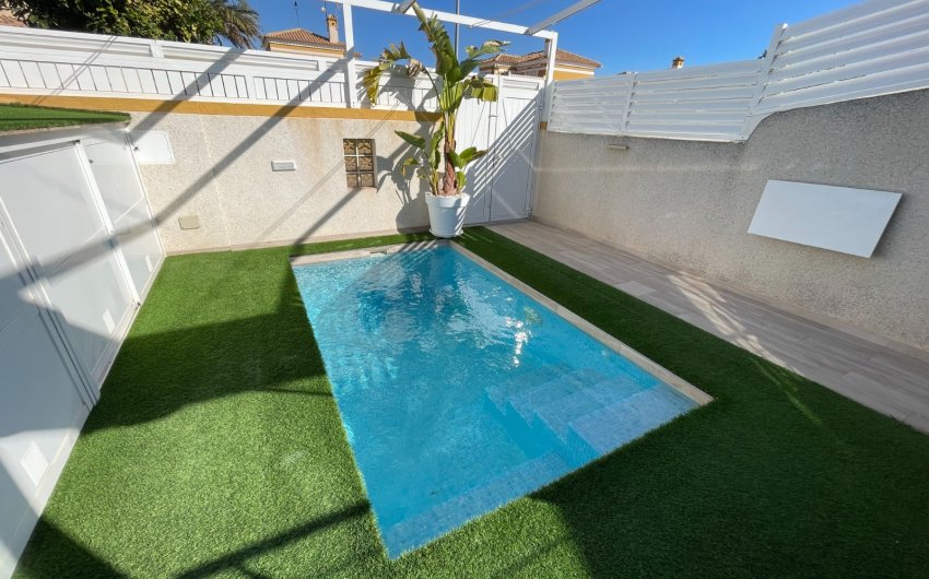 Resale - Townhouse -
Torre de La Horadada - Torre de La Horadada - Town