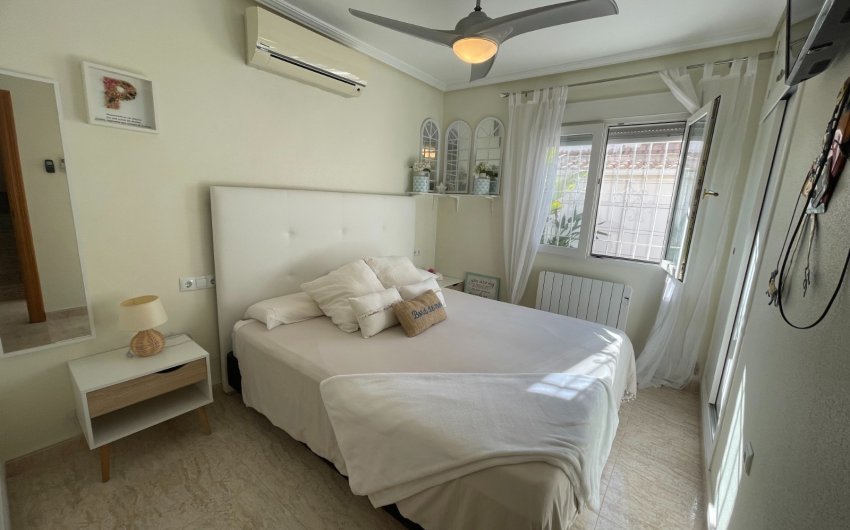 Resale - Townhouse -
Torre de La Horadada - Torre de La Horadada - Town