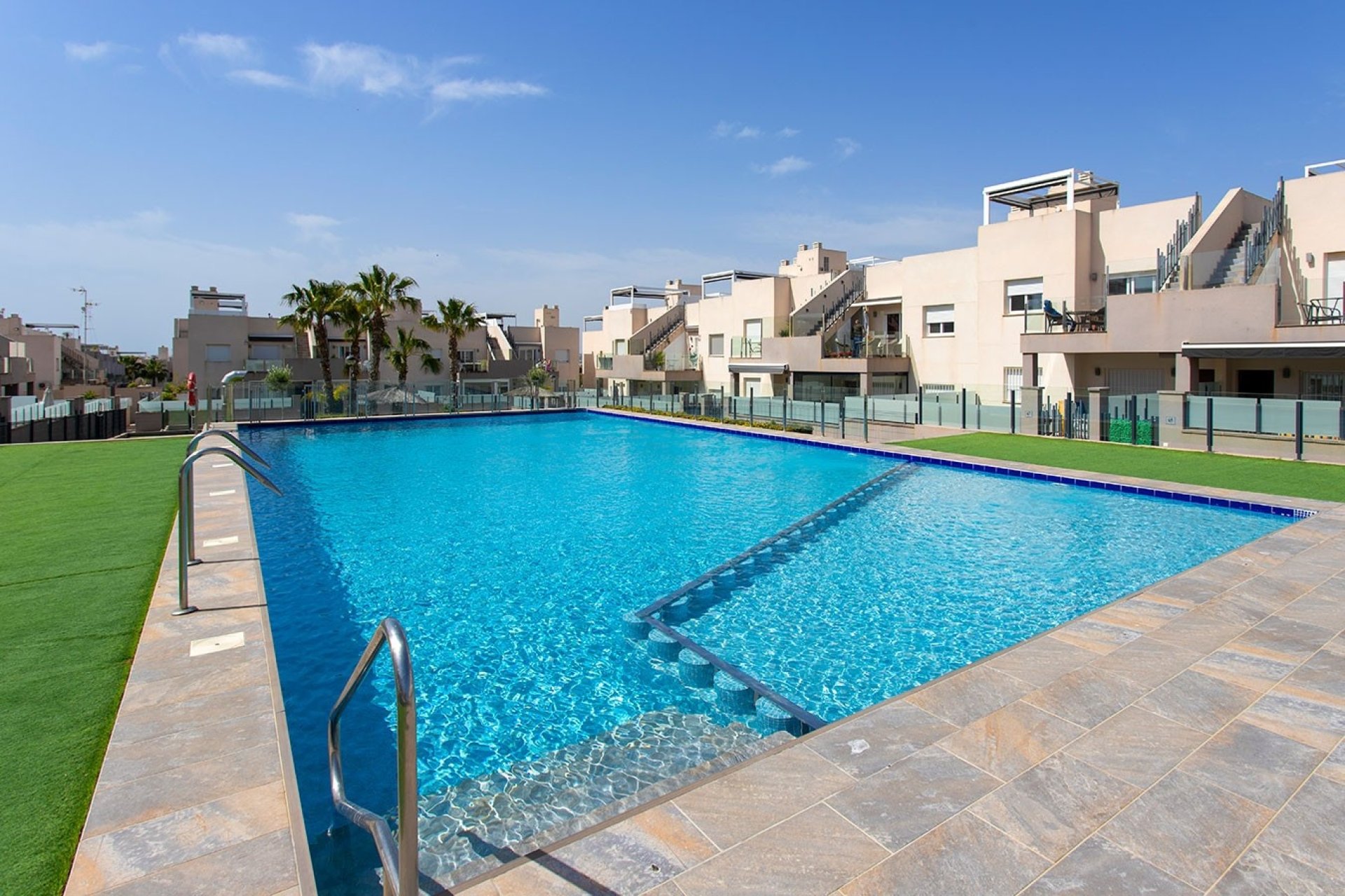 Resale - Townhouse -
Torrevieja - Aguas Nuevas