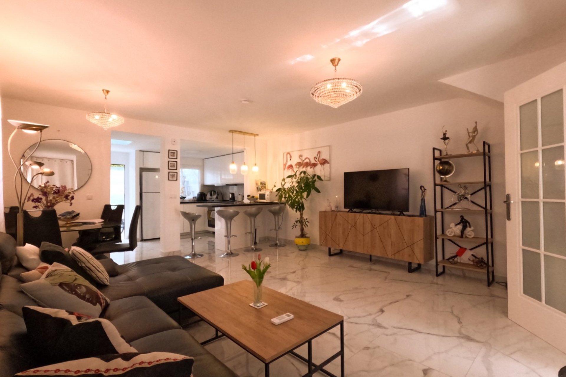 Resale - Townhouse -
Torrevieja - El Acequión - Los Náufragos