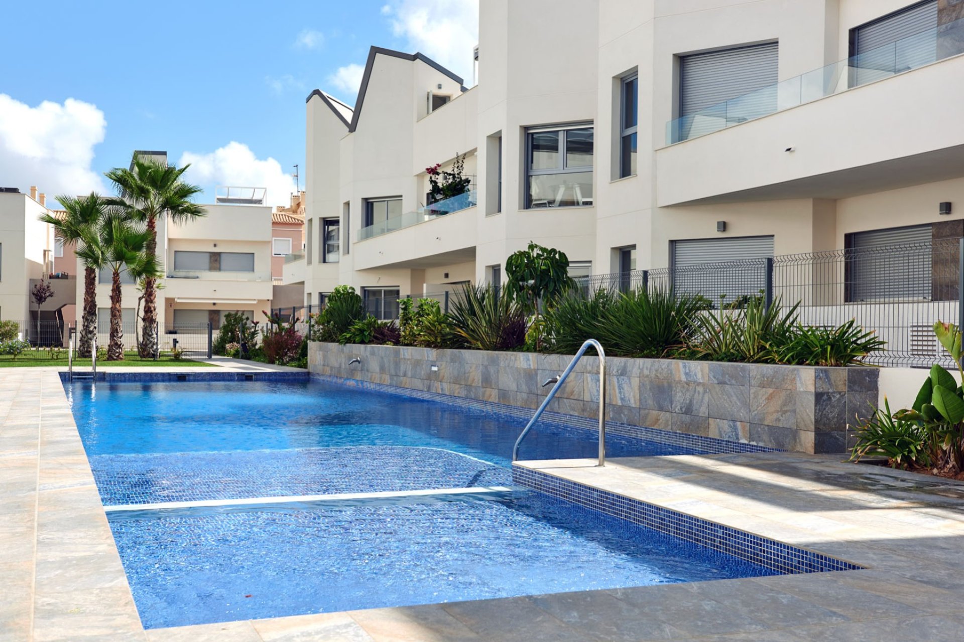 Resale - Townhouse -
Torrevieja - El Acequión - Los Náufragos