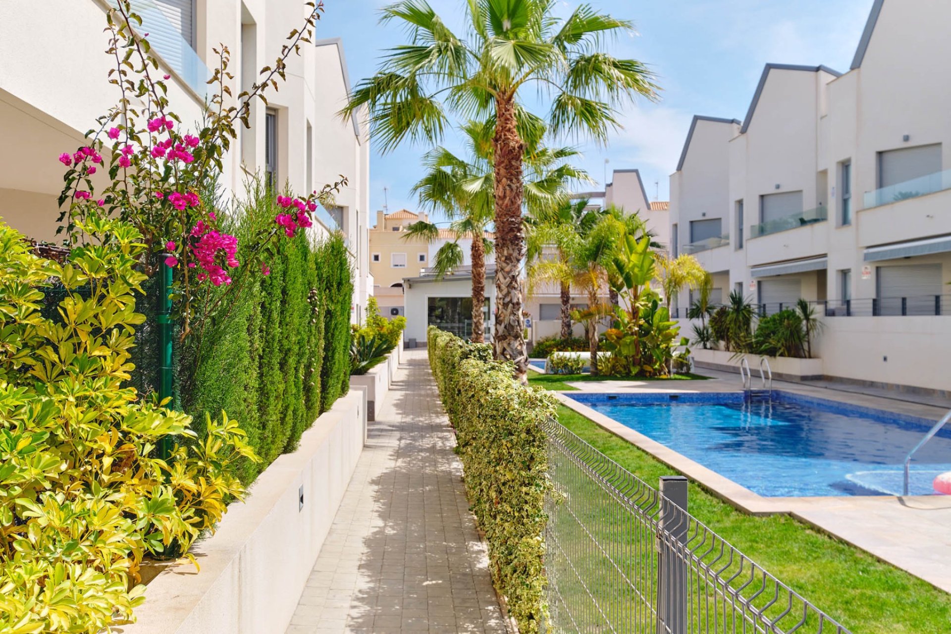 Resale - Townhouse -
Torrevieja - El Acequión - Los Náufragos