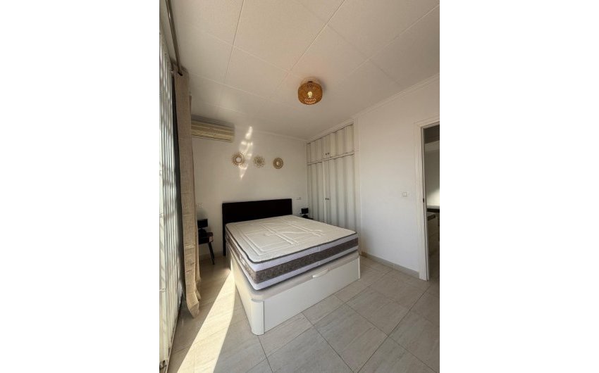 Resale - Townhouse -
Torrevieja - La Siesta