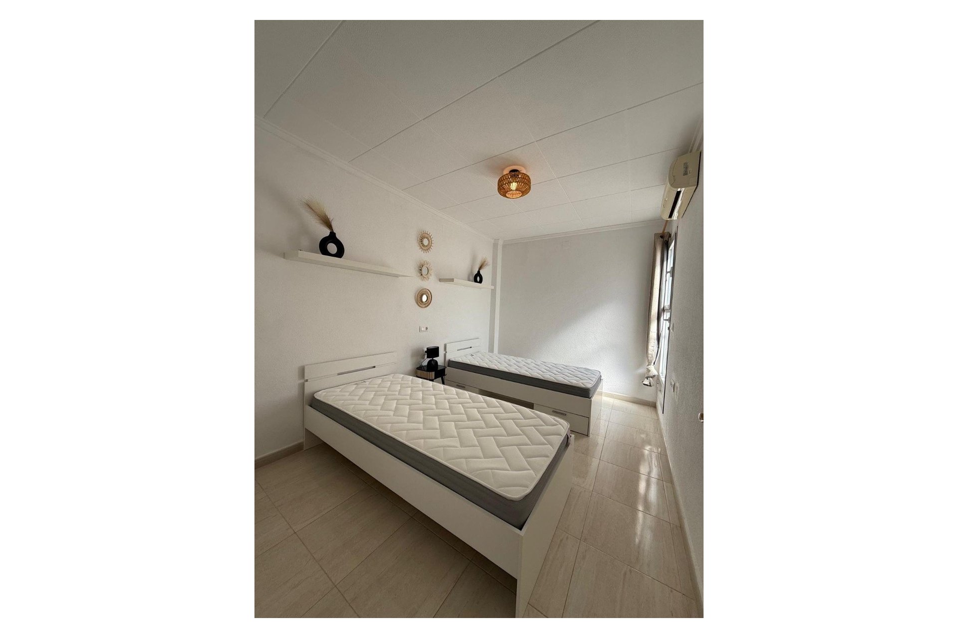 Resale - Townhouse -
Torrevieja - La Siesta