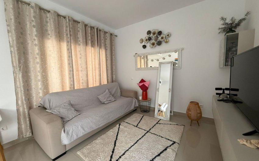 Resale - Townhouse -
Torrevieja - Punta Prima