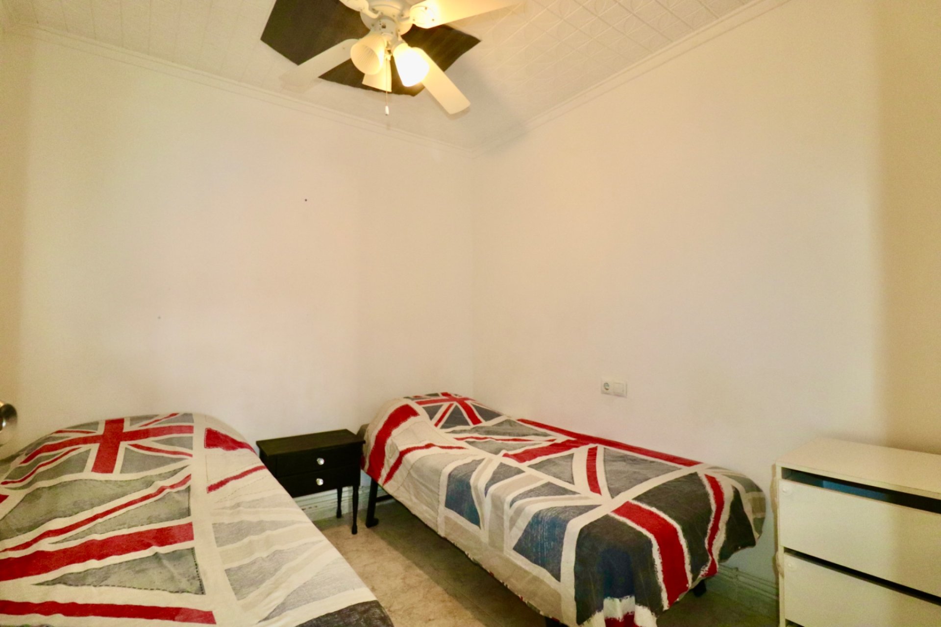 Resale - Townhouse -
Torrevieja - Torreta