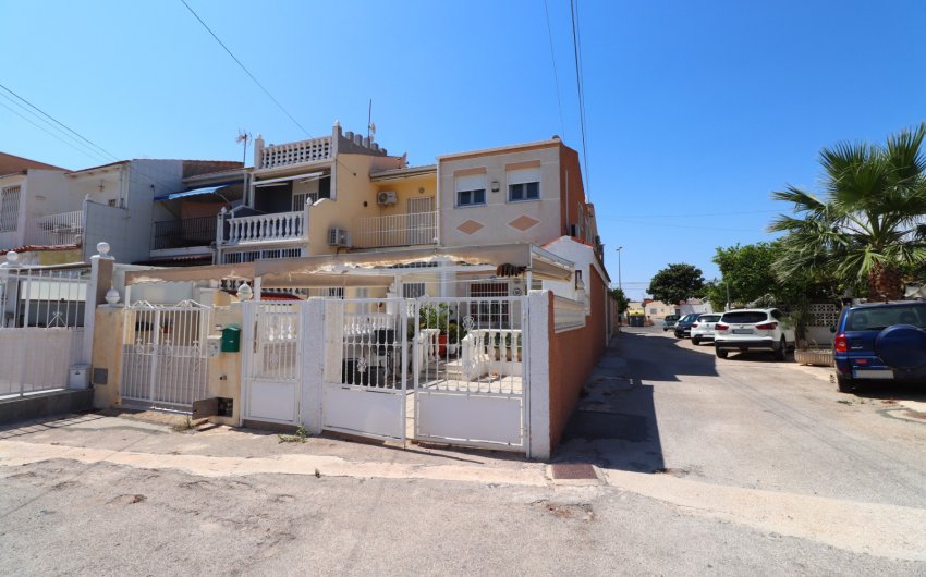 Resale - Townhouse -
Torrevieja - Torretas