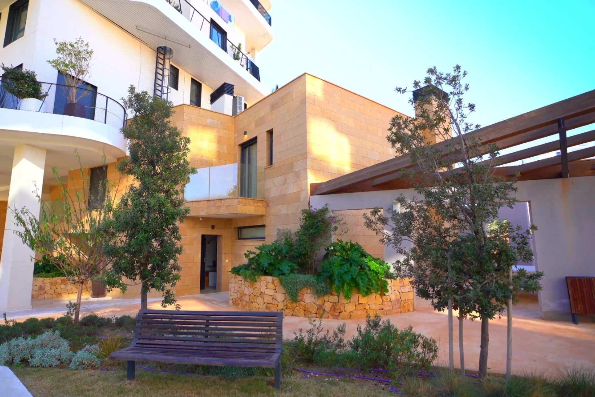 Resale - Townhouse -
Villajoyosa