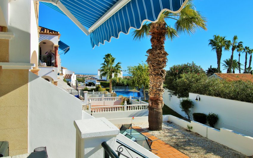 Resale - Townhouse -
Villamartín - Las Violetas