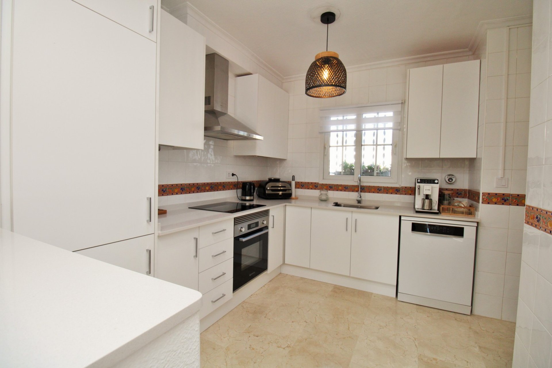 Resale - Townhouse -
Villamartín - Las Violetas