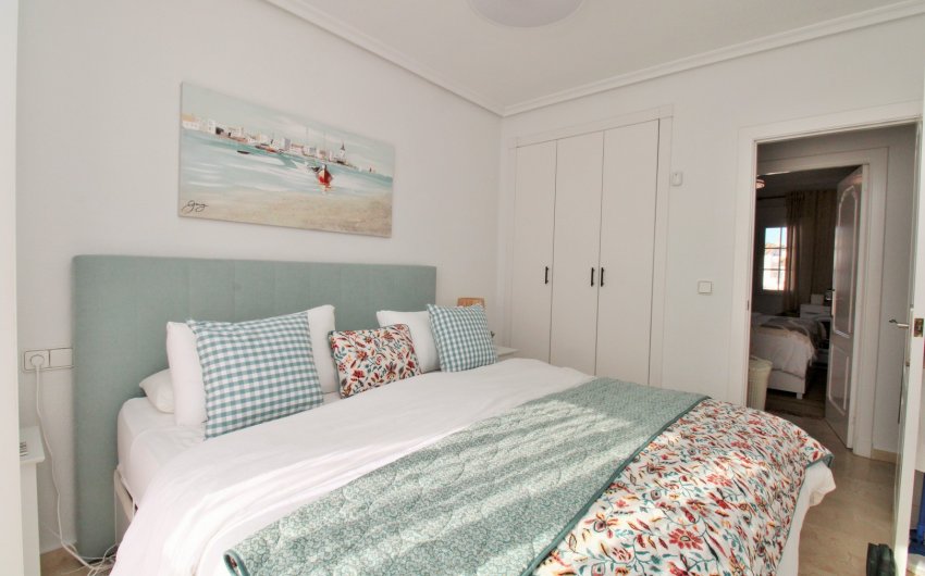 Resale - Townhouse -
Villamartín - Las Violetas