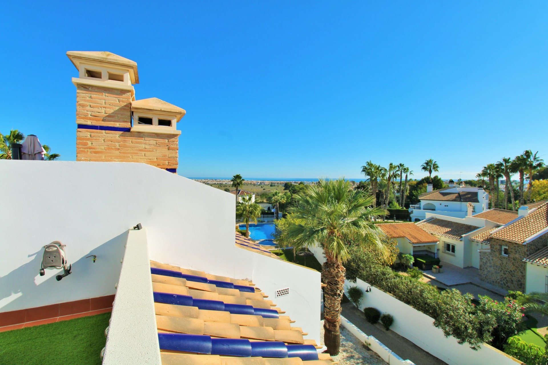 Resale - Townhouse -
Villamartín - Las Violetas