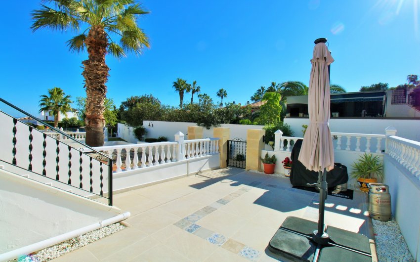 Resale - Townhouse -
Villamartín - Las Violetas