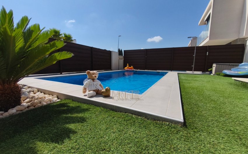 Resale - Townhouse -
Vistabella Golf - Vistabella