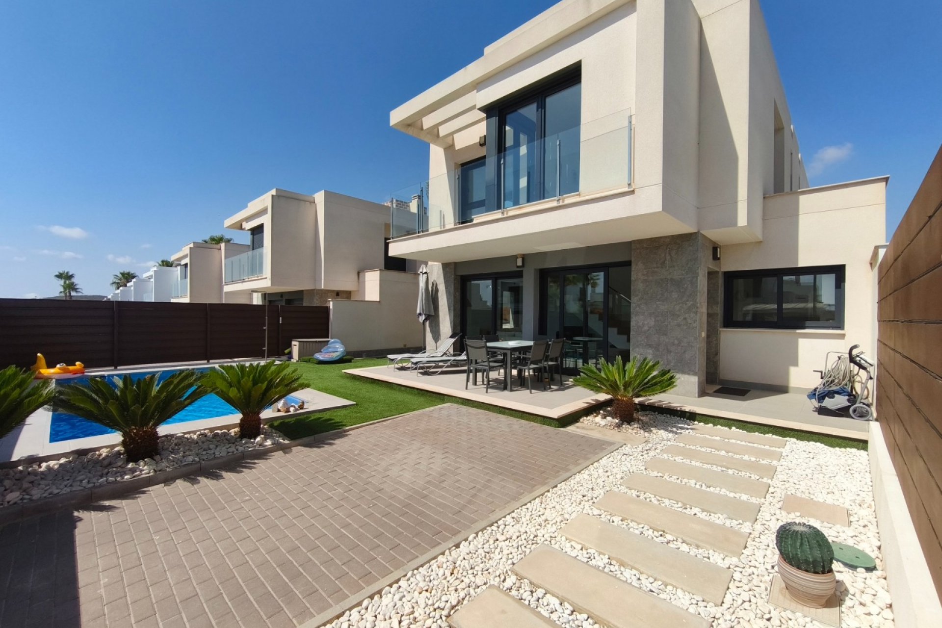 Resale - Townhouse -
Vistabella Golf - Vistabella