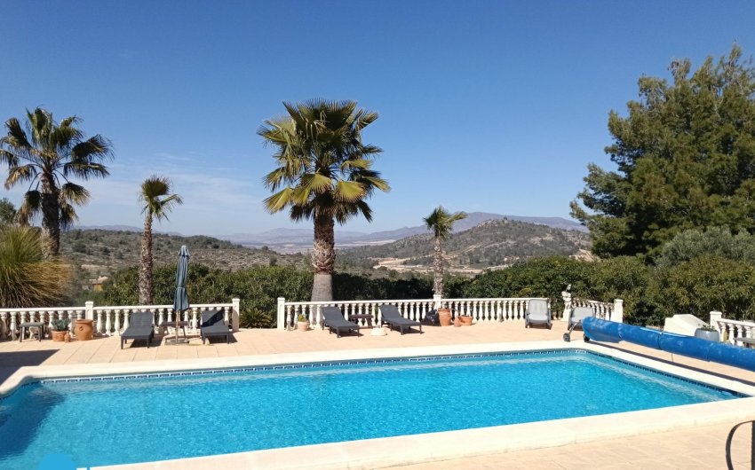 Resale - Villa -
Abanilla