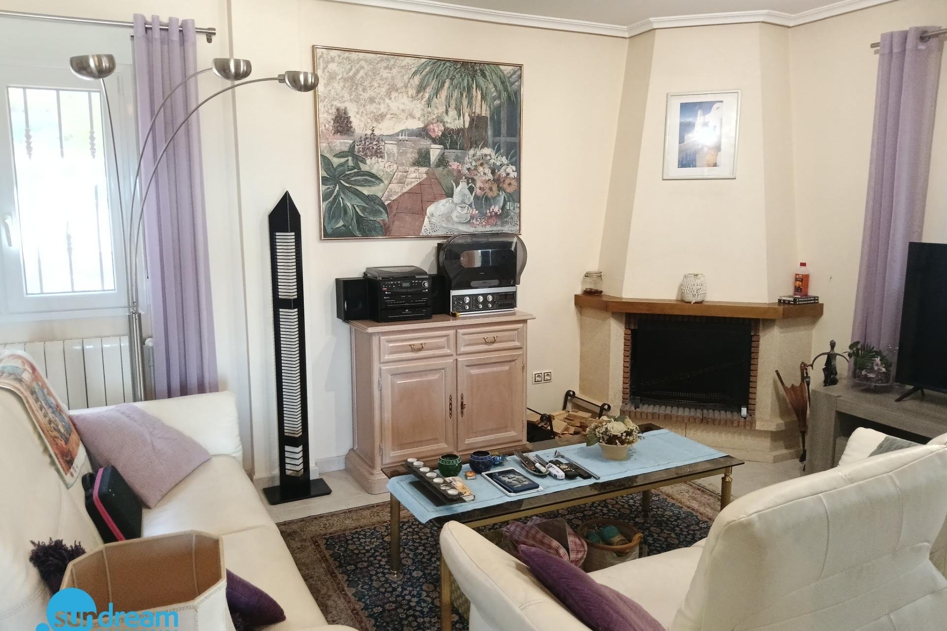 Resale - Villa -
Abanilla