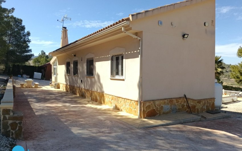 Resale - Villa -
Abanilla