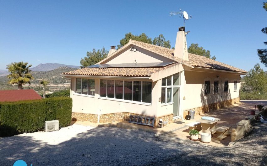 Resale - Villa -
Abanilla