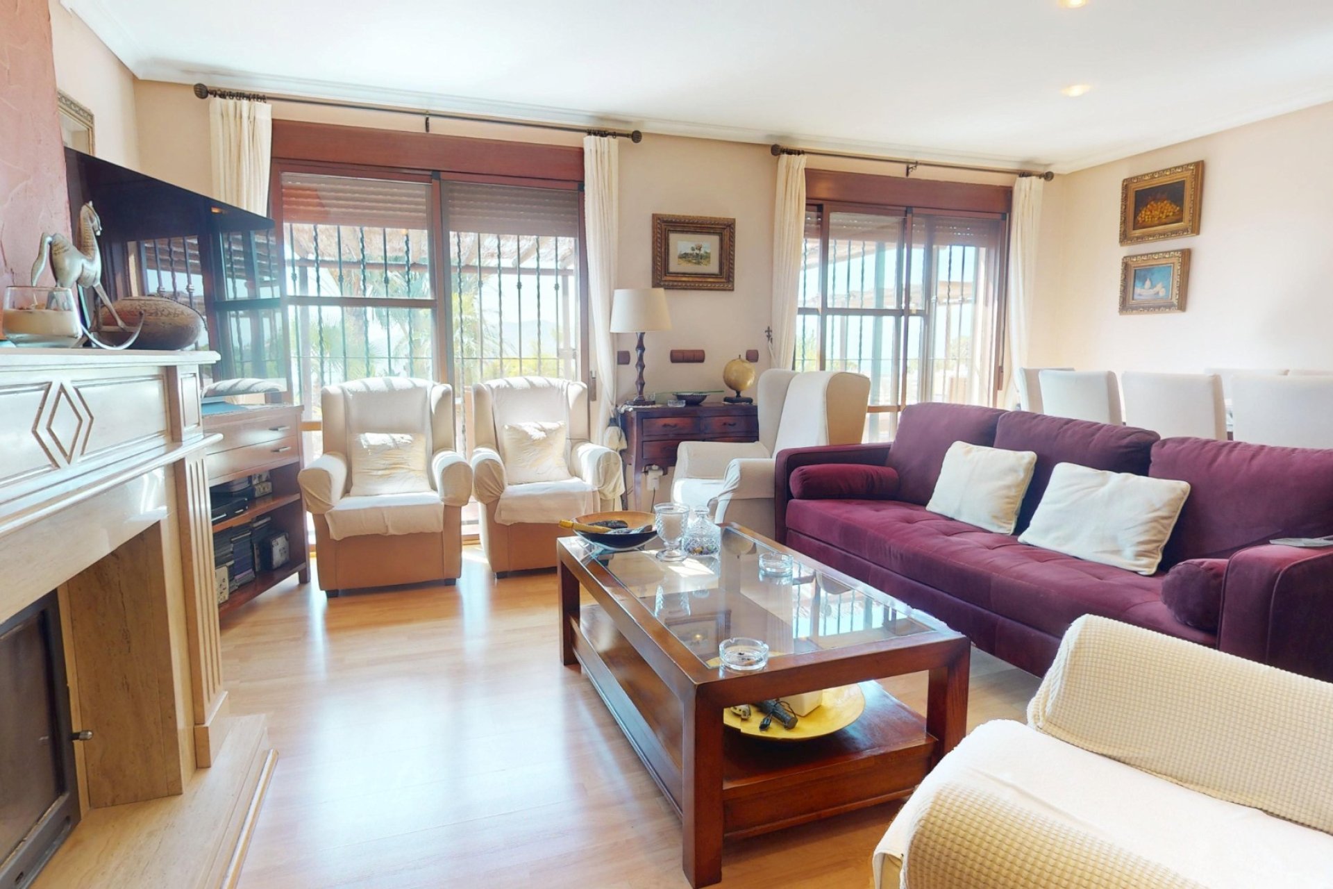 Resale - Villa -
Aguilas