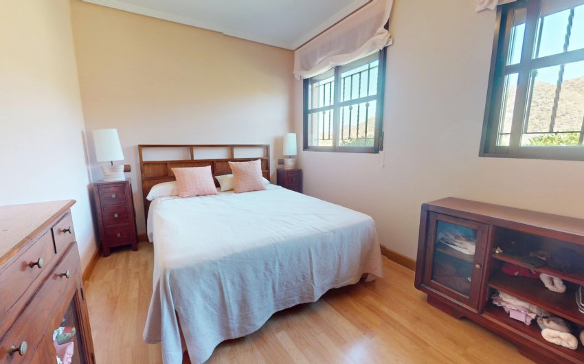 Resale - Villa -
Aguilas