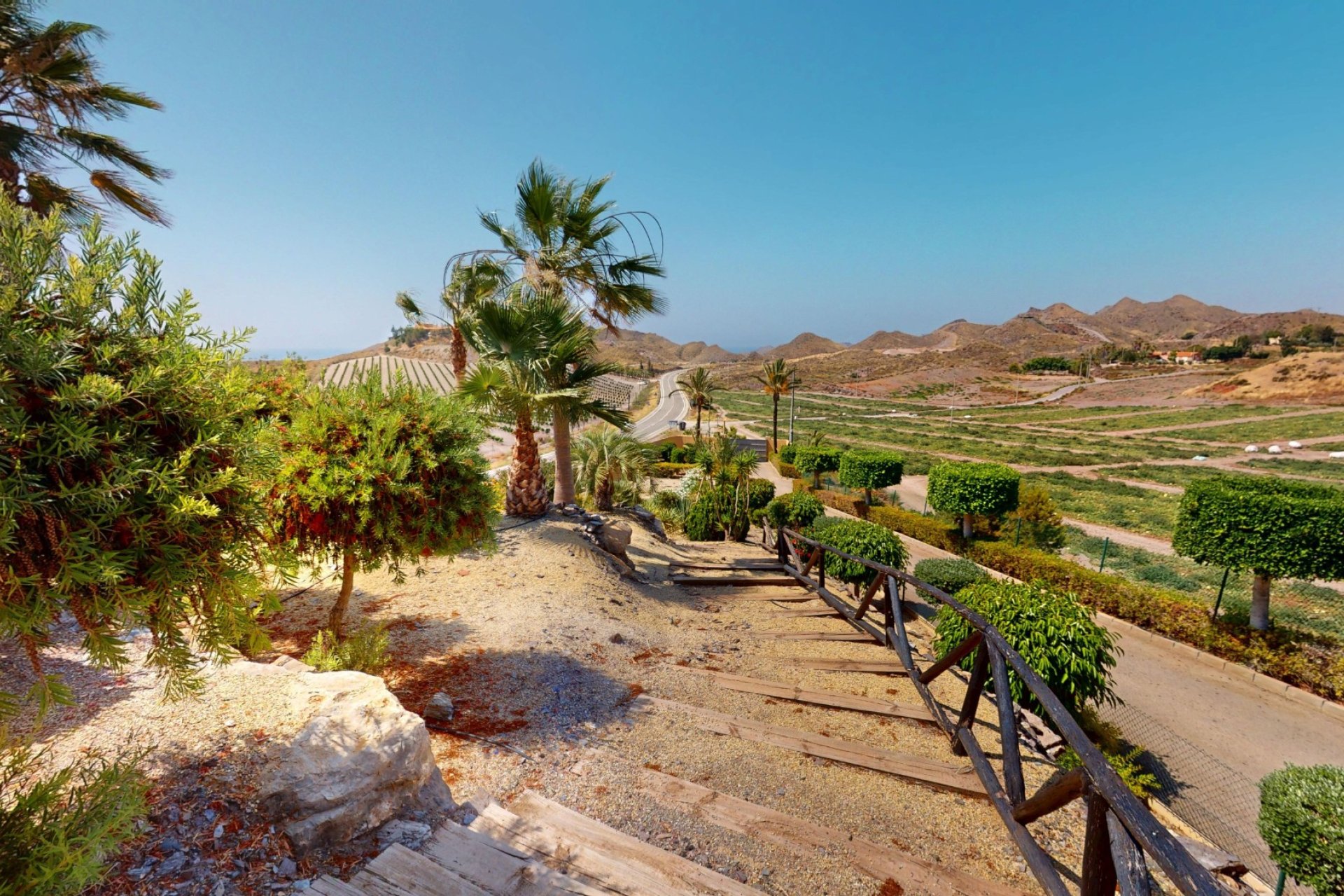 Resale - Villa -
Aguilas