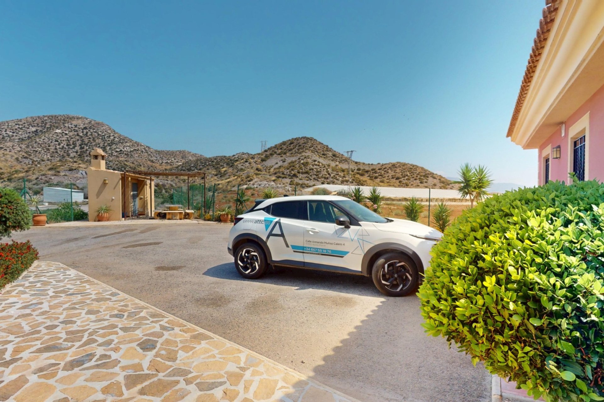 Resale - Villa -
Aguilas