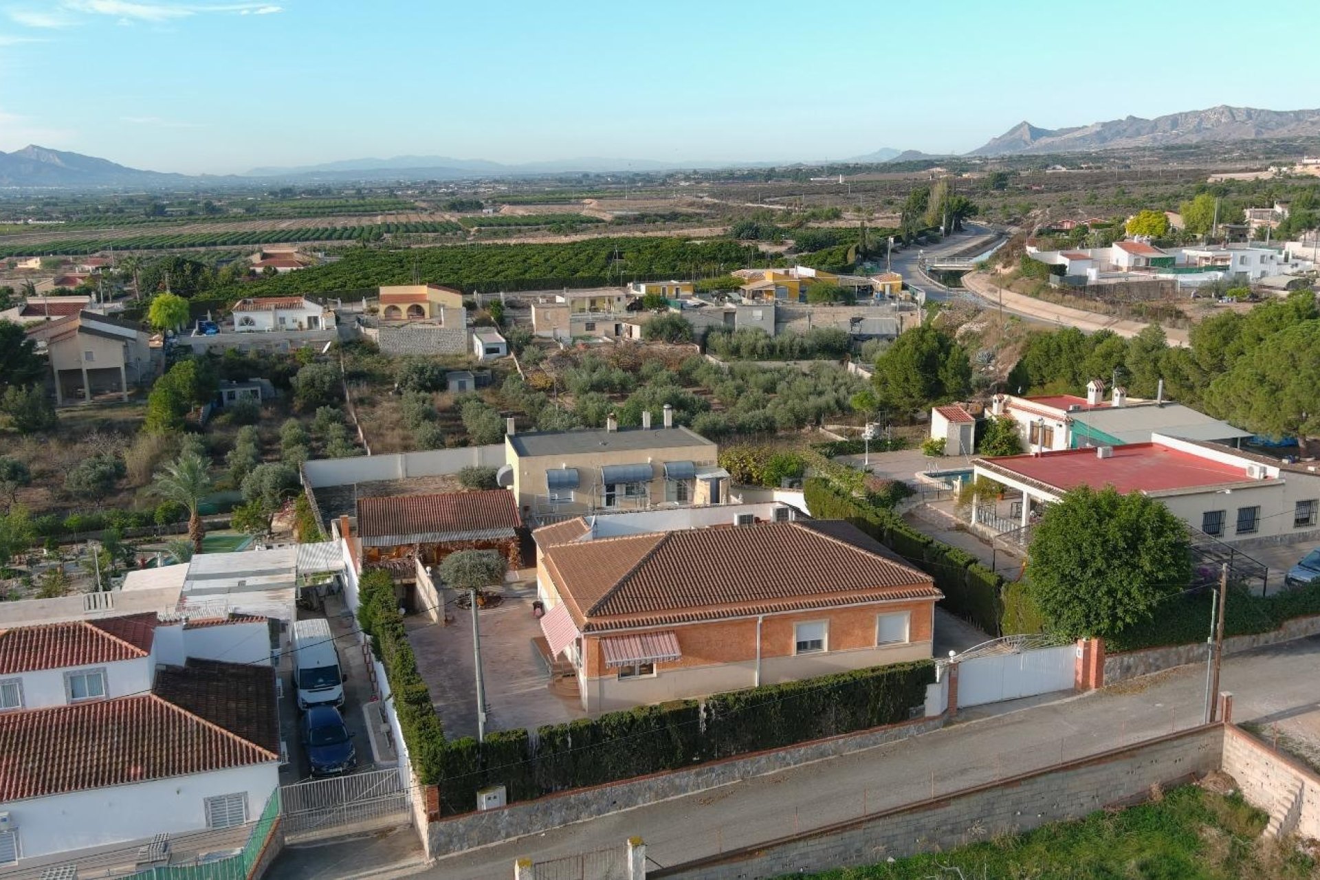 Resale - Villa -
Albatera - Inland