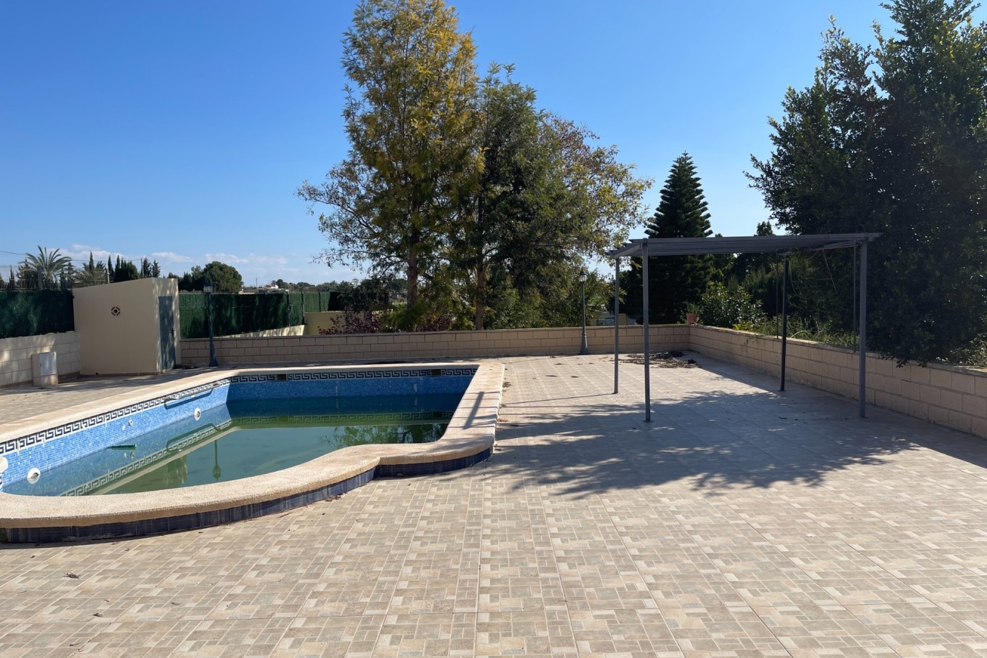 Resale - Villa -
Albatera - Inland