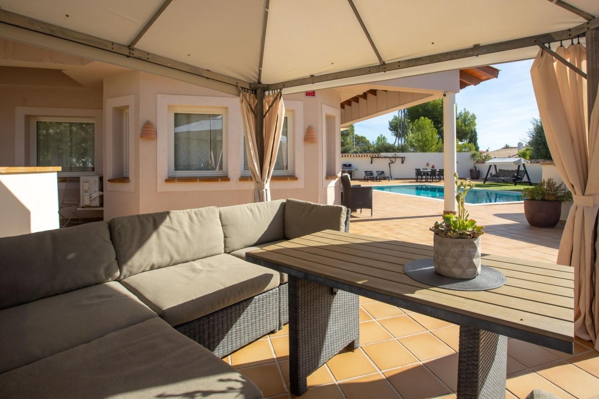 Resale - Villa -
Alfas del Pí