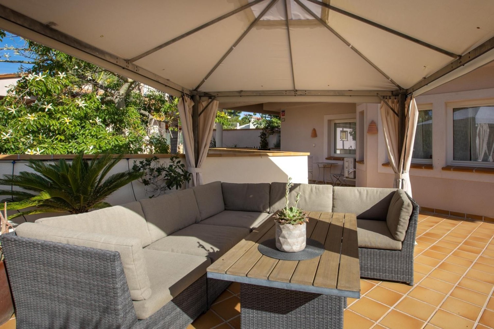 Resale - Villa -
Alfas del Pí