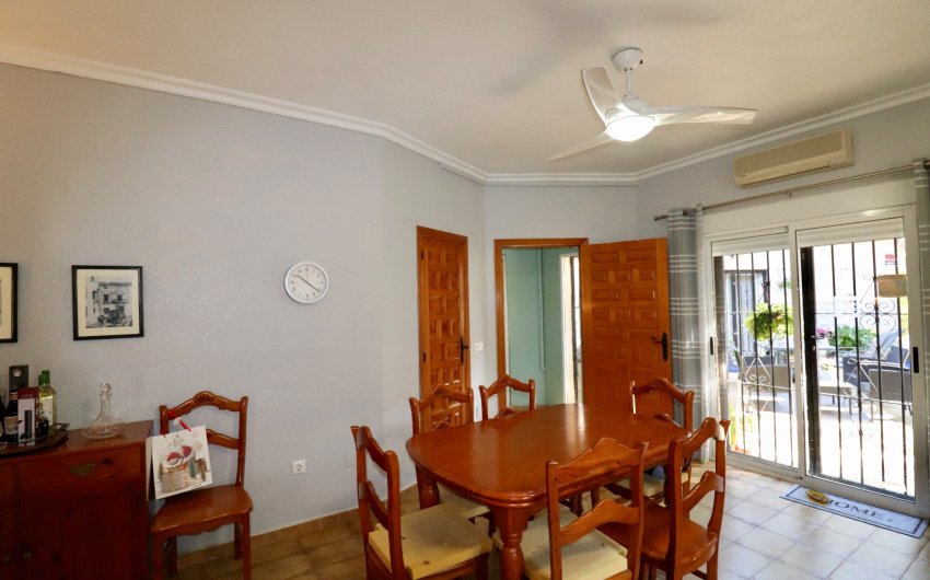 Resale - Villa -
Algorfa - Castillo de montemar