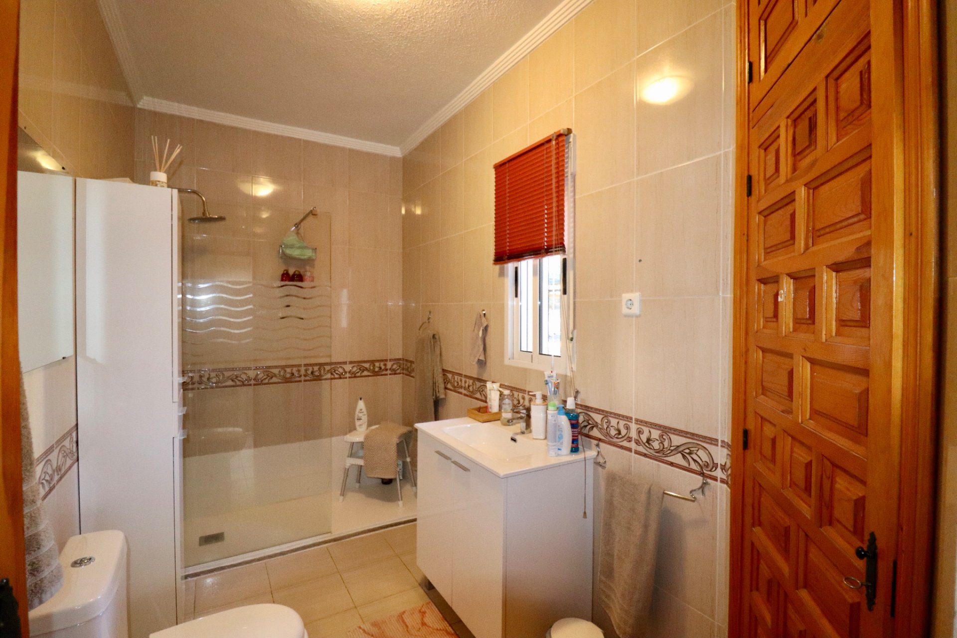 Resale - Villa -
Algorfa - Castillo de montemar