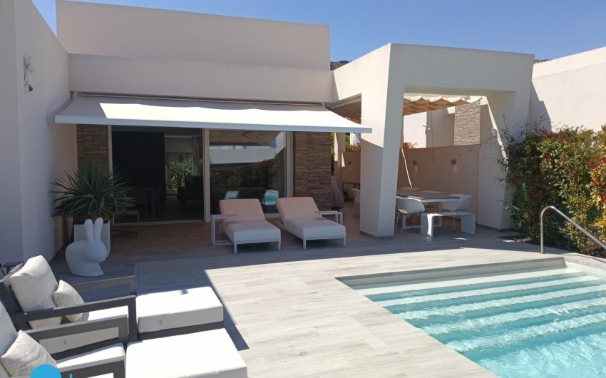 Resale - Villa -
Algorfa - Club de Golf La Finca