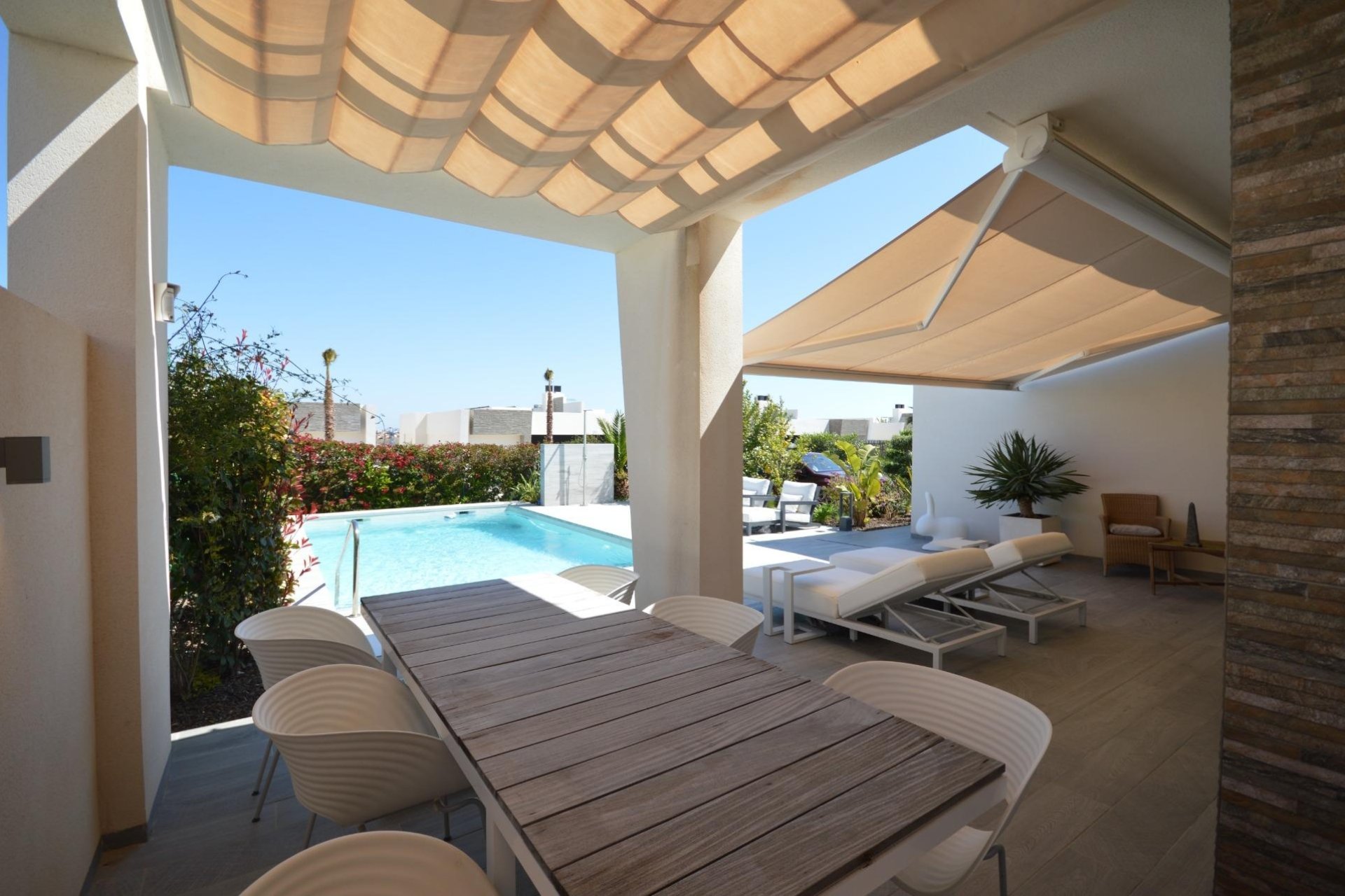 Resale - Villa -
Algorfa - Club de Golf La Finca