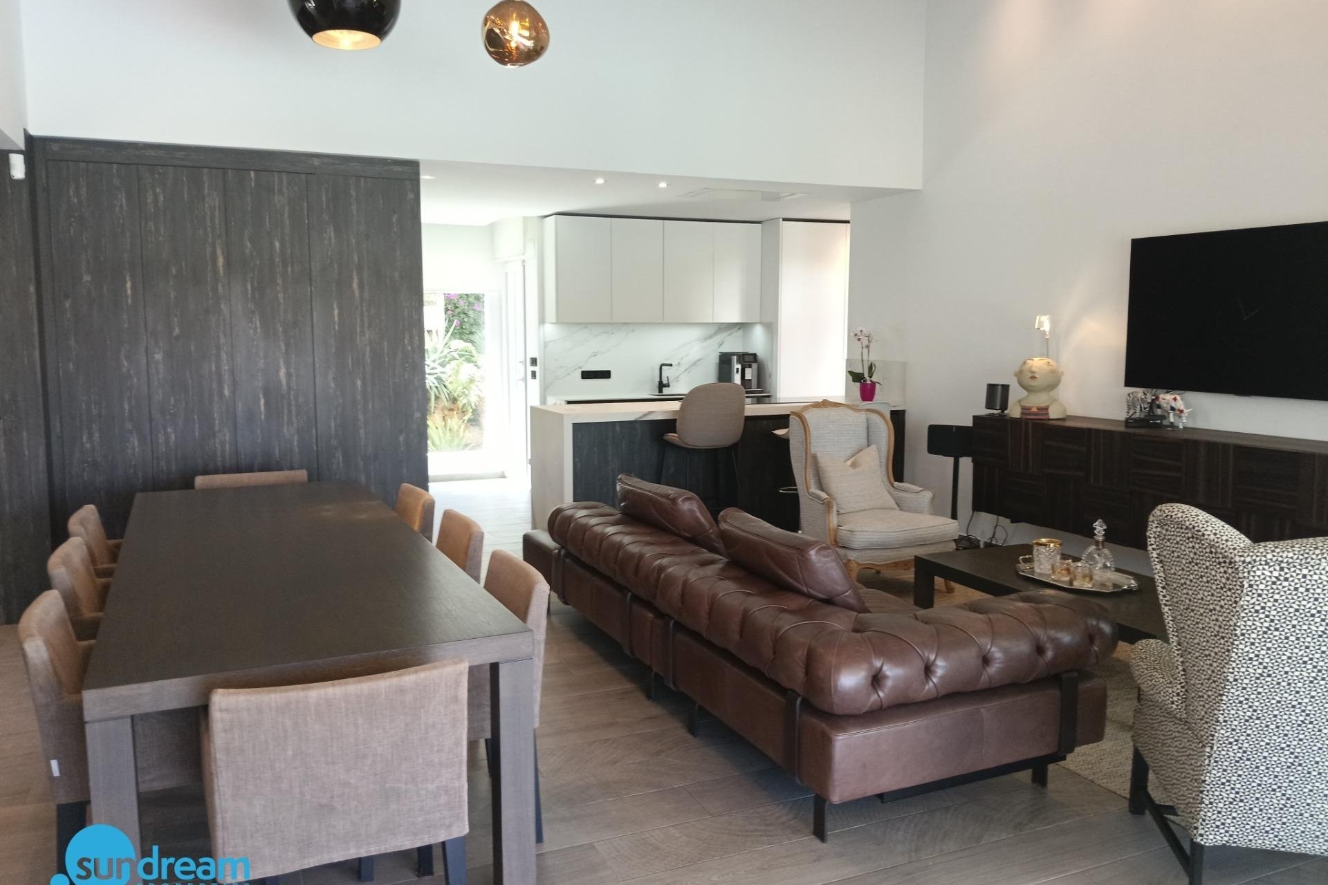 Resale - Villa -
Algorfa - Club de Golf La Finca