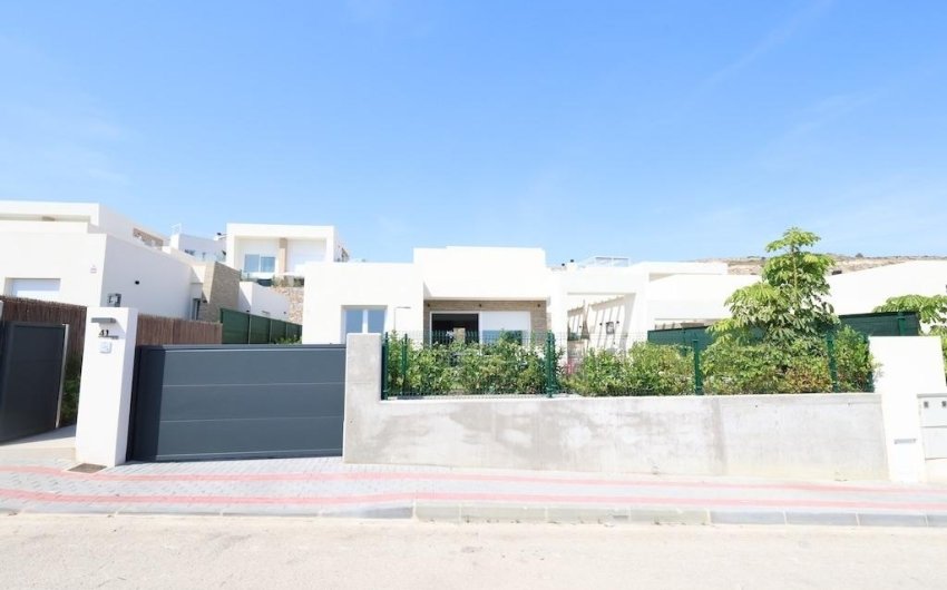 Resale - Villa -
Algorfa - Inland