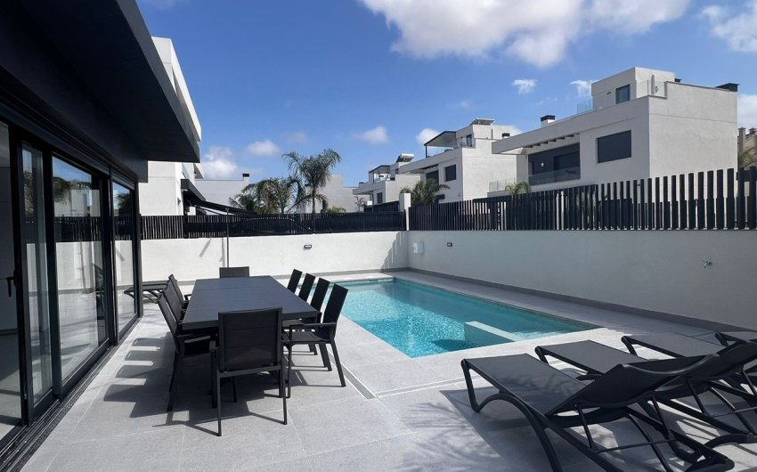 Resale - Villa -
Algorfa - Inland