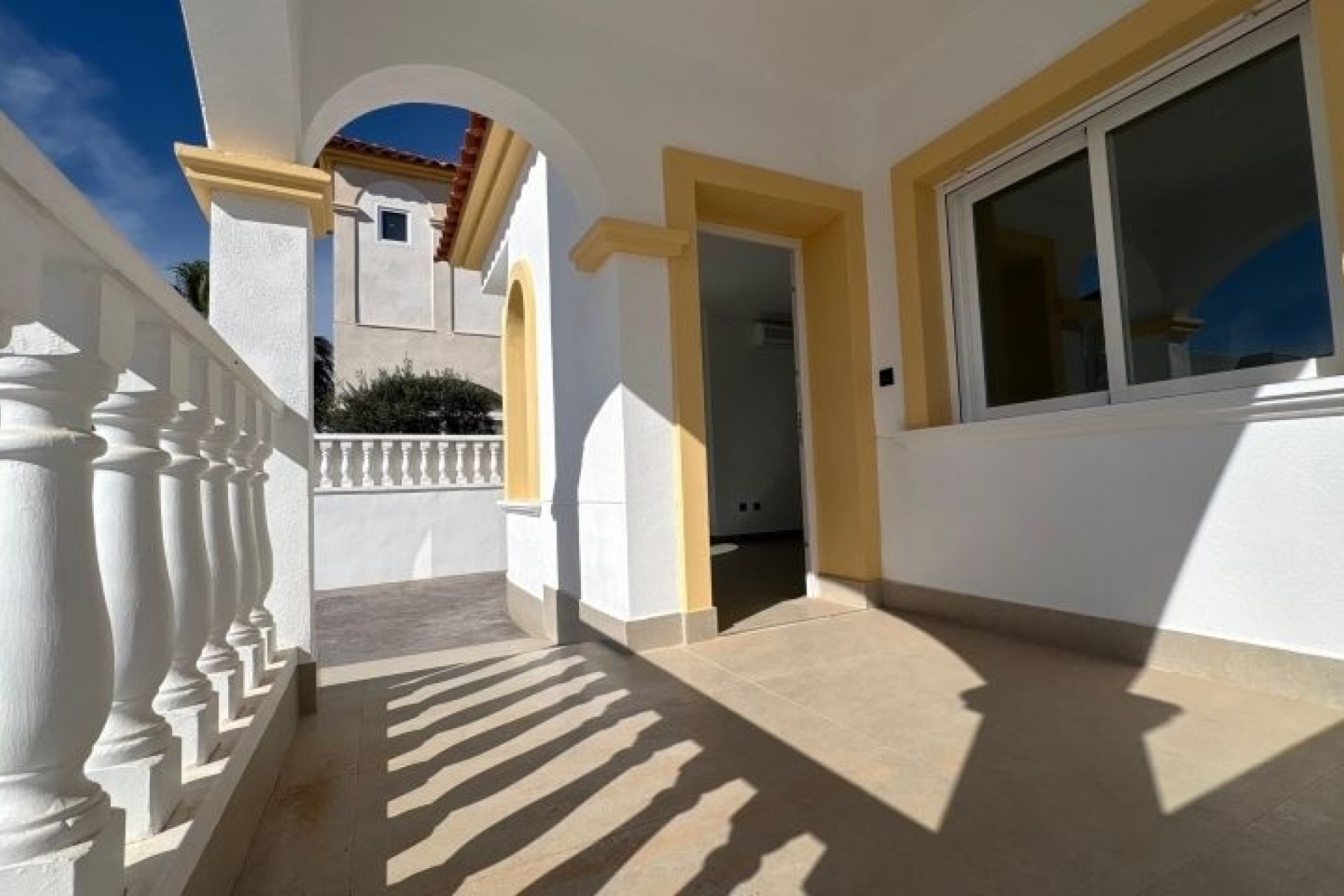 Resale - Villa -
Algorfa - Inland