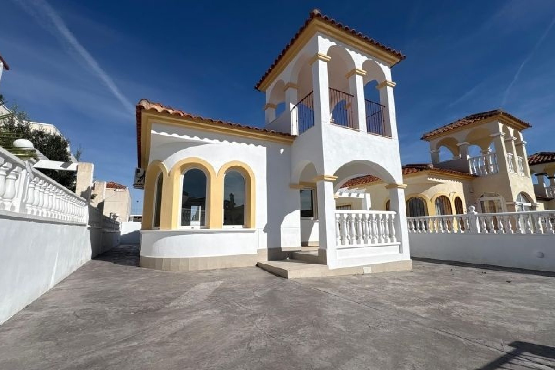 Resale - Villa -
Algorfa - Inland