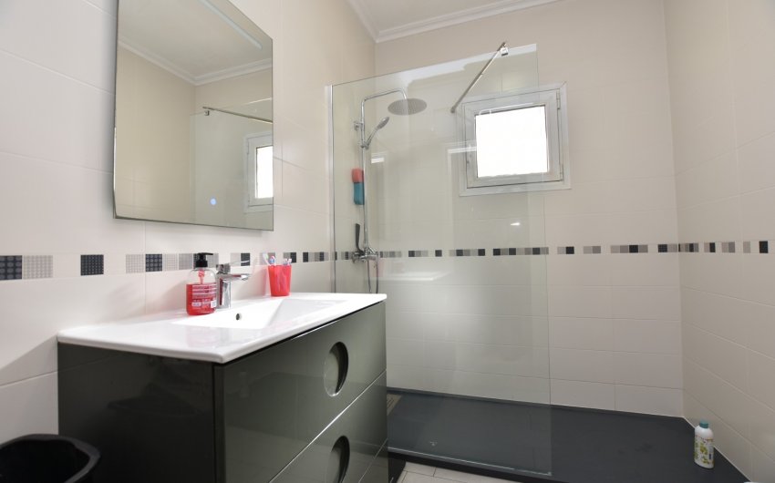 Resale - Villa -
Algorfa - Inland